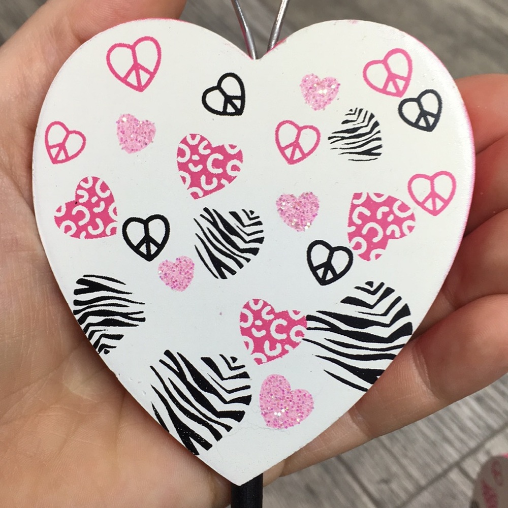 Lot of 4 Heart Photo holders w/Pink/Zebra hearts - Picture 10 of 12